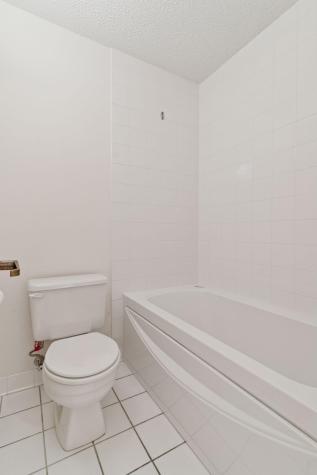 1201 Yale Place Minneapolis MN 55403
