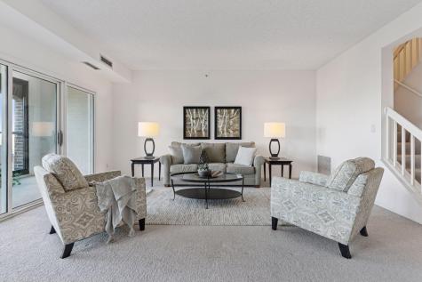 1201 Yale Place Minneapolis MN 55403