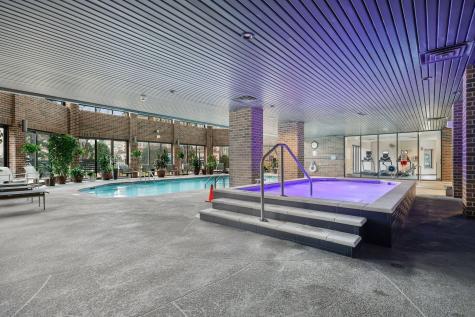 1201 Yale Place Minneapolis MN 55403