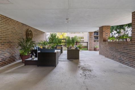 1201 Yale Place Minneapolis MN 55403