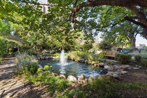 1201 Yale Place Minneapolis MN 55403