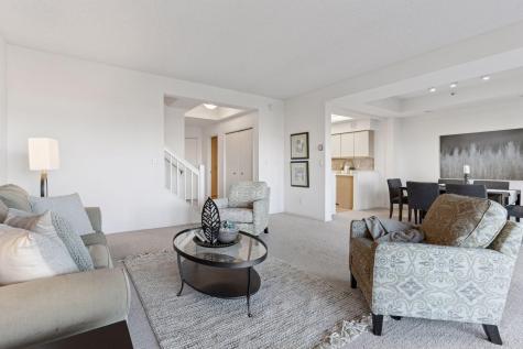 1201 Yale Place Minneapolis MN 55403