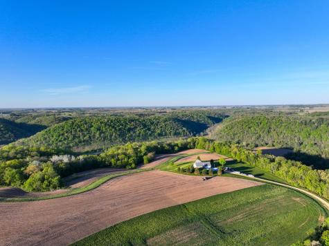 19807 Balentine Road Caledonia MN 55921