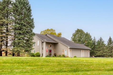 9820 Deerbrook Drive Chanhassen MN 55317