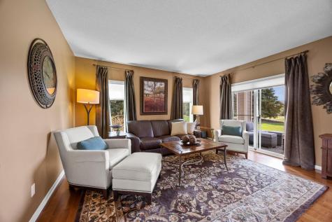 9820 Deerbrook Drive Chanhassen MN 55317