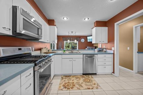9820 Deerbrook Drive Chanhassen MN 55317