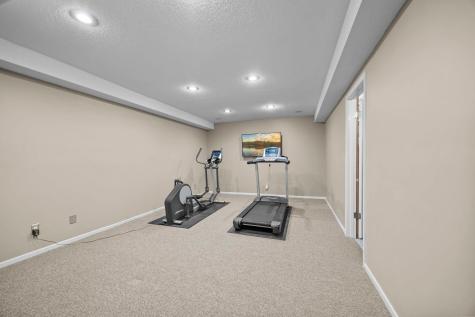 9820 Deerbrook Drive Chanhassen MN 55317