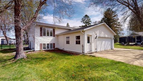 101 9TH Avenue NE Dodge Center MN 55927