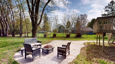 101 9th Avenue NE Dodge Center MN 55927
