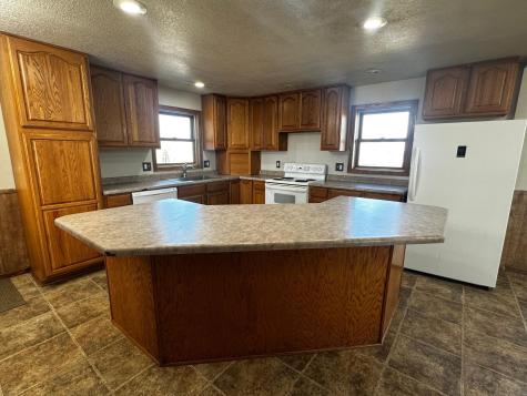 17556 300th Avenue Starbuck MN 56381