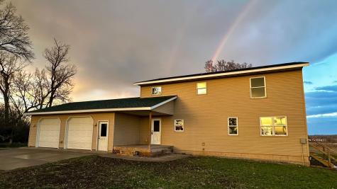 17556 300th Avenue Starbuck MN 56381