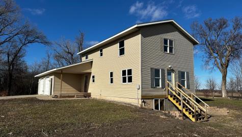 17556 300th Avenue Starbuck MN 56381