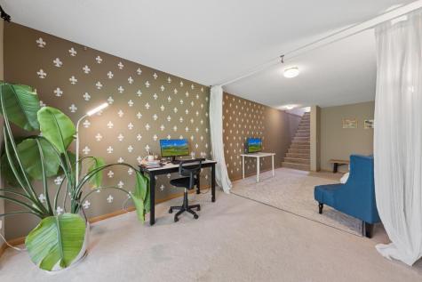 9821 Zinnia Lane N Maple Grove MN 55369