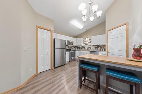 9821 Zinnia Lane N Maple Grove MN 55369