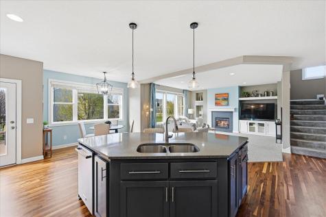 6519 106th Avenue N Brooklyn Park MN 55445