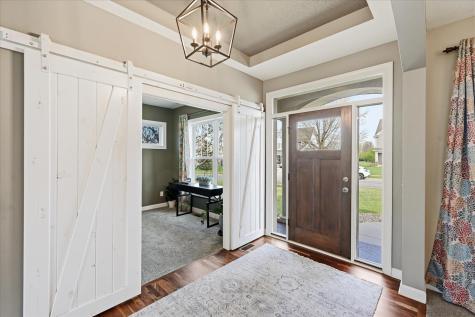 6519 106th Avenue N Brooklyn Park MN 55445