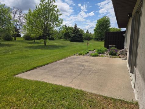 2126 Vierling Drive E Shakopee MN 55379