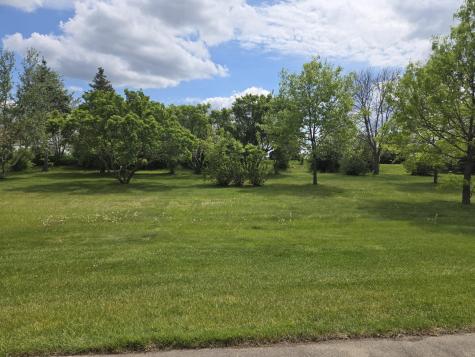 2126 Vierling Drive E Shakopee MN 55379