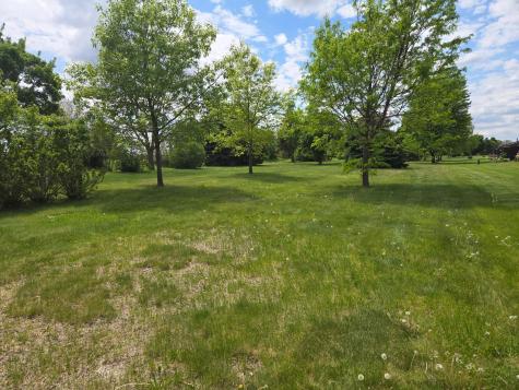 2126 Vierling Drive E Shakopee MN 55379