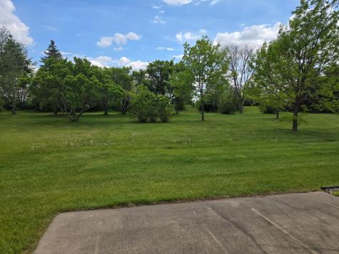 2126 Vierling Drive E Shakopee MN 55379