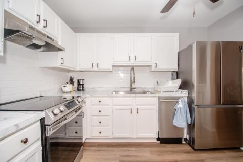 500 County Road B W Roseville MN 55113