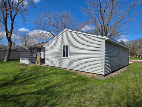 710 6th Street SW Wells MN 56097