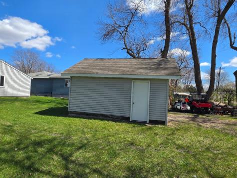 710 6th Street SW Wells MN 56097