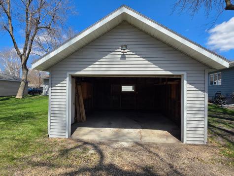 710 6th Street SW Wells MN 56097
