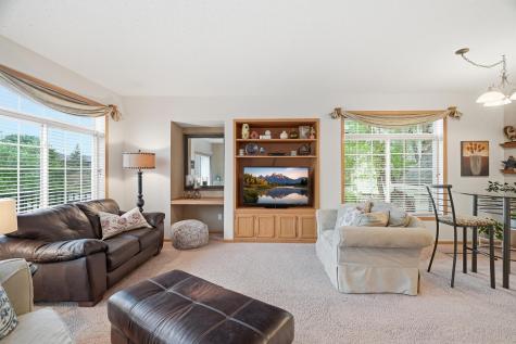 2111 Eagle Trace Lane Woodbury MN 55129