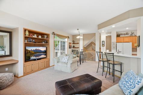 2111 Eagle Trace Lane Woodbury MN 55129