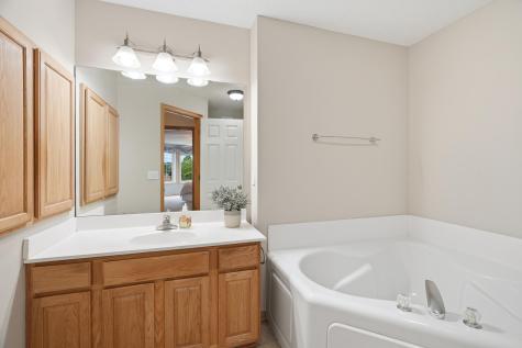 2111 Eagle Trace Lane Woodbury MN 55129