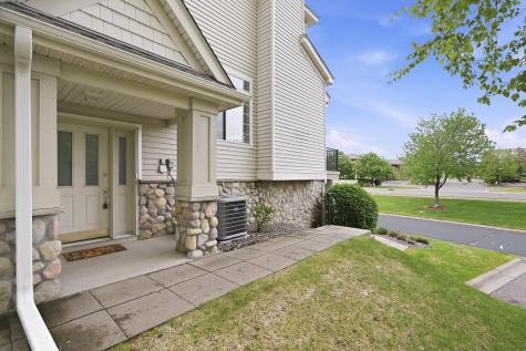 2111 Eagle Trace Lane Woodbury MN 55129