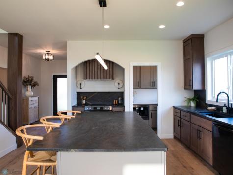 3606 Decorah Way S Fargo ND 58104