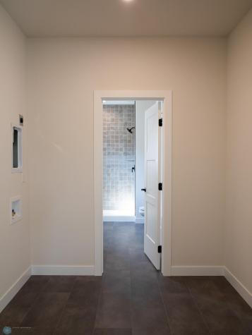 3606 Decorah Way S Fargo ND 58104