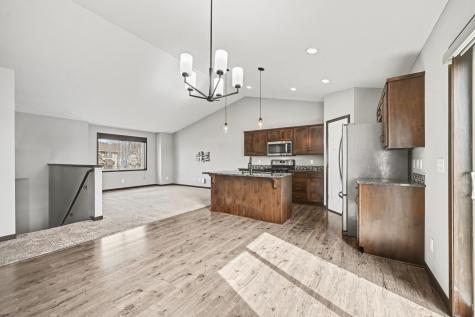 19087 Ivanhoe Drive NW Elk River MN 55330