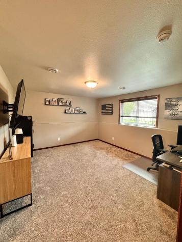 1022 31st Avenue W West Fargo ND 58078
