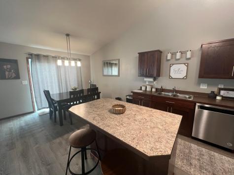 1022 31st Avenue W West Fargo ND 58078