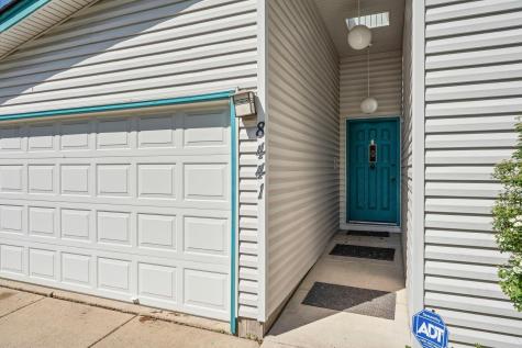 8441 Idaho Avenue N Brooklyn Park MN 55445