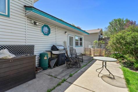 8441 Idaho Avenue N Brooklyn Park MN 55445