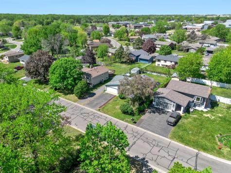 8441 Idaho Avenue N Brooklyn Park MN 55445