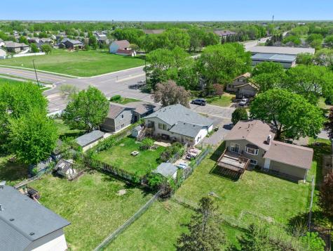8441 Idaho Avenue N Brooklyn Park MN 55445