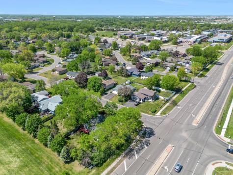8441 Idaho Avenue N Brooklyn Park MN 55445