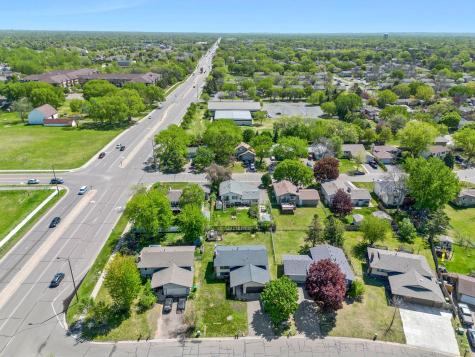 8441 Idaho Avenue N Brooklyn Park MN 55445