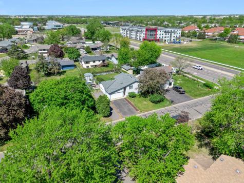 8441 Idaho Avenue N Brooklyn Park MN 55445