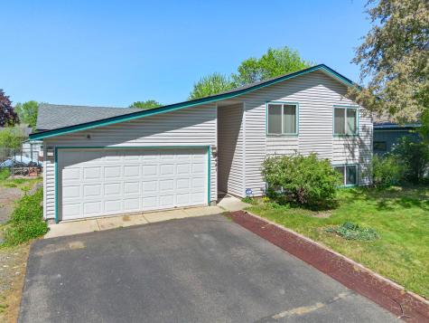 8441 Idaho Avenue N Brooklyn Park MN 55445