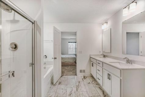 7048 205th Street W Lakeville MN 55044