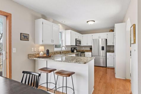 5220 Yorktown Lane N Plymouth MN 55442