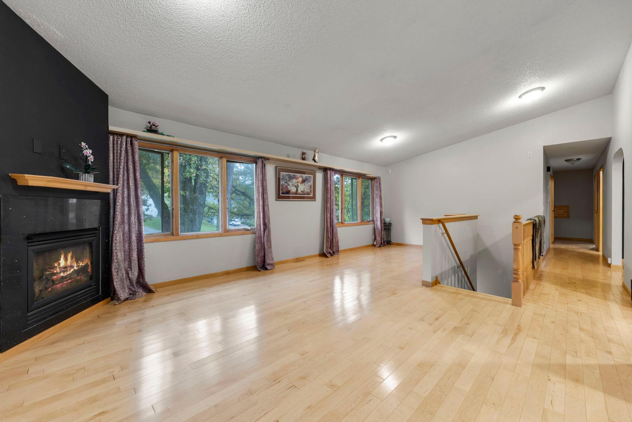 101 Hidden Meadow Court Apple Valley MN 55124