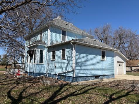 107 3rd Avenue Bellingham MN 56212