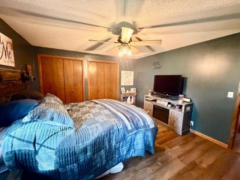 32185 290th Street Worthington MN 56187
